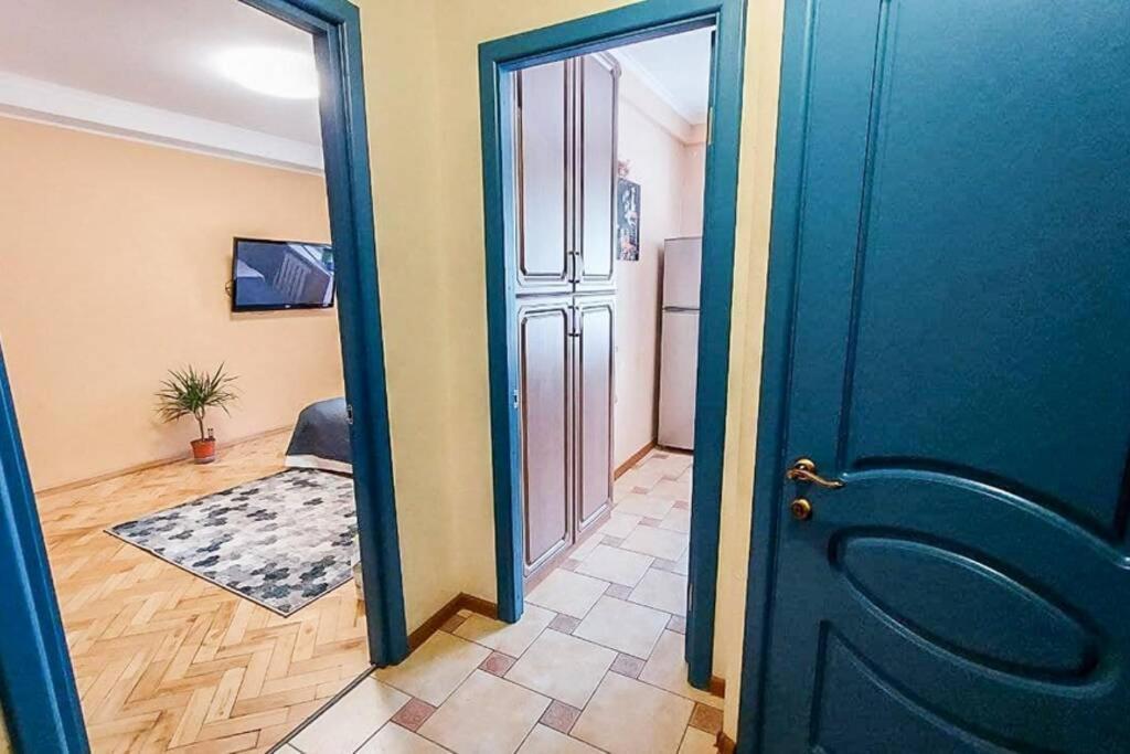 Cozy Flat Daire Kiev Dış mekan fotoğraf
